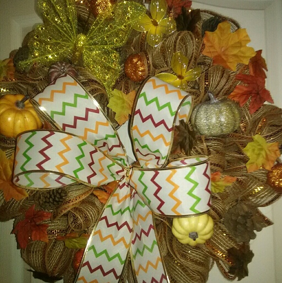 Handmade Seasonal Fall Wreath w Chevron Bow - Picture 8 of 8